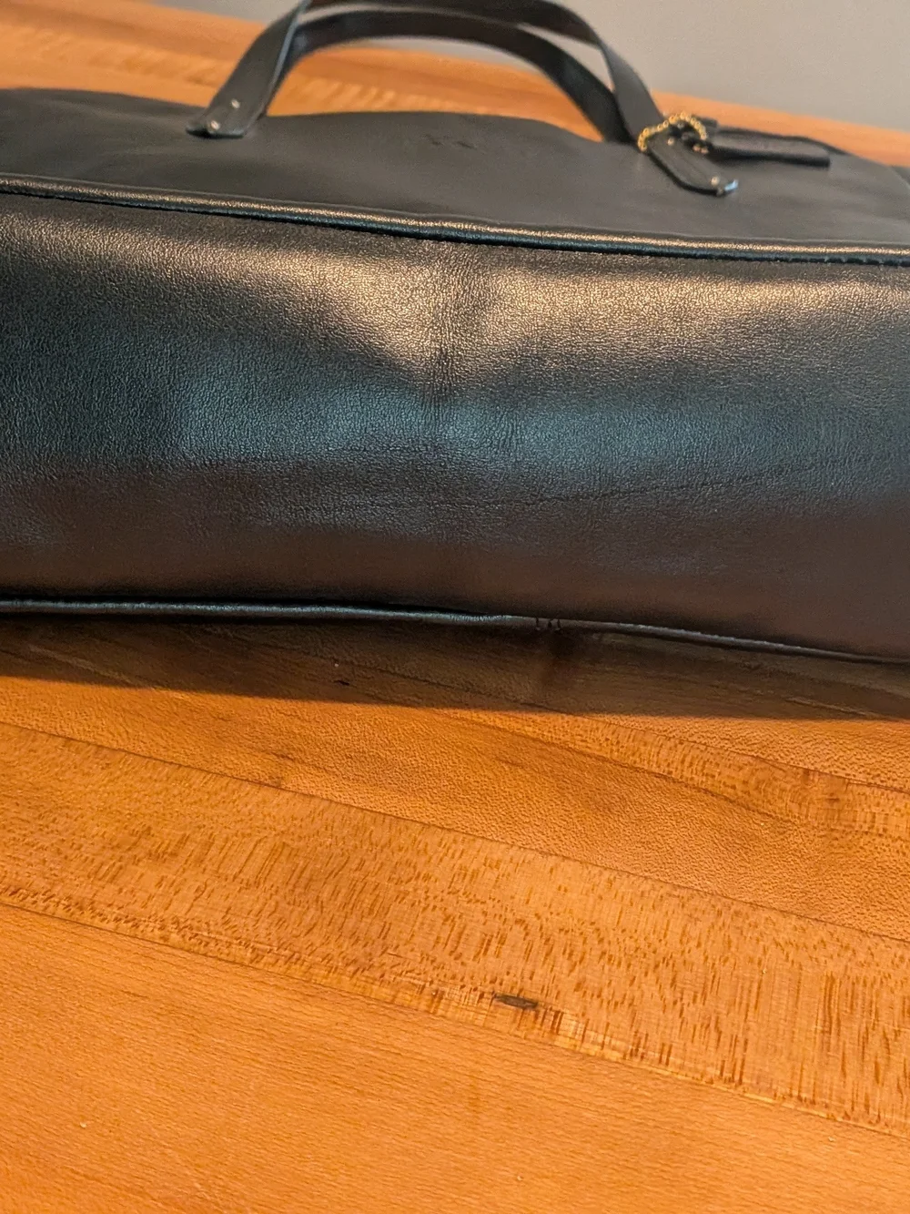 Coach New York Black Leather Tote Bag – Excellent Condition